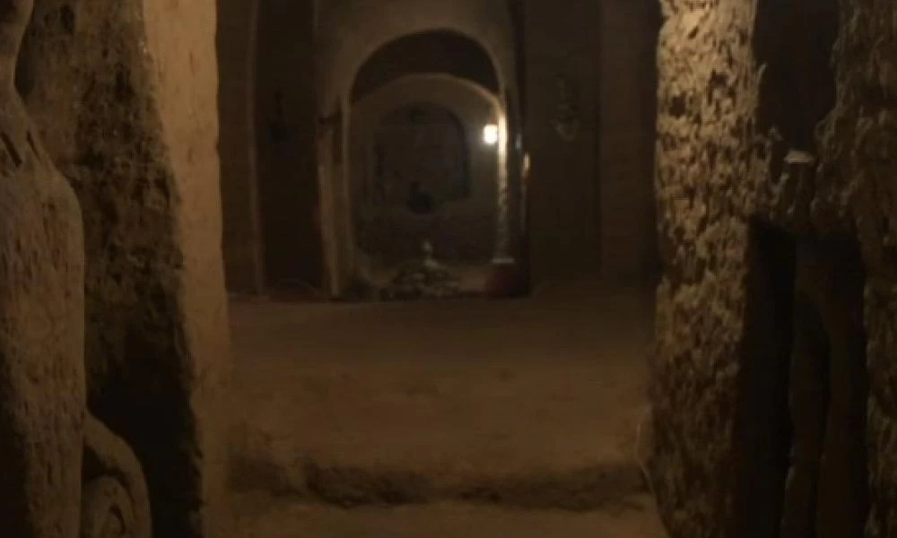 Απίστευτο! Έσκαβε 23 χρόνια με καλέμι και σφυρί-Δείτε τι έφτιαξε